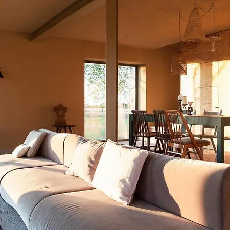 Architectural Gem On The Cornfield Σπίτι διακοπών