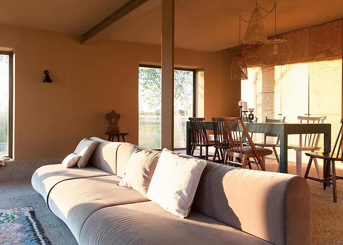 Architectural Gem On The Cornfield Casa vacanze