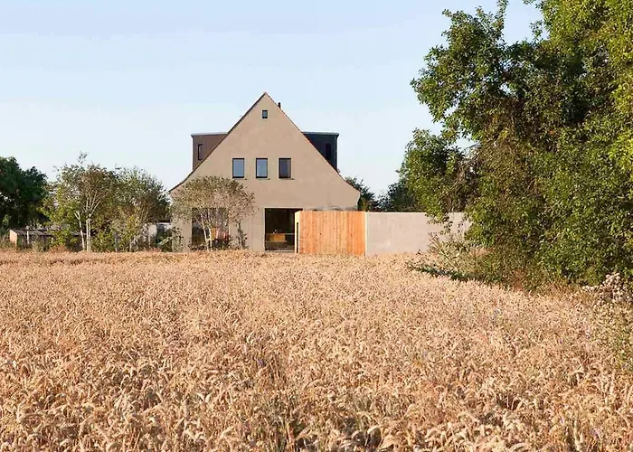 Semesterbostad Architectural Gem On The Cornfield *